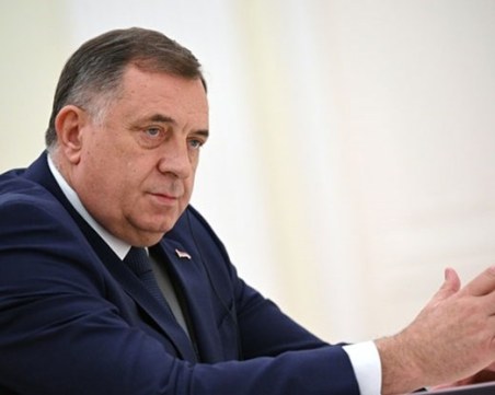 Белград протестира исканията за международни заповеди за арест на Додик и Стевандич