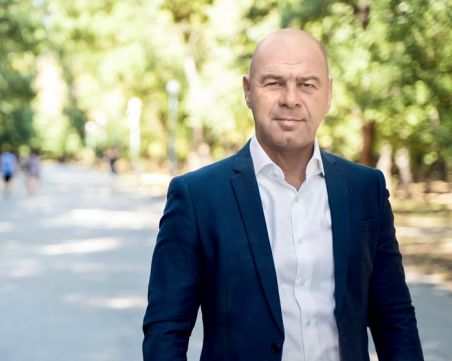 Кметът Костадин Димитров разпореди засилен контрол на озеленяването на новите обекти