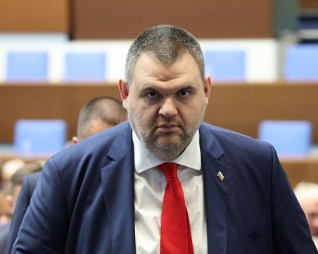 Пеевски: Ще дам Теодора Георгиева на прокурор