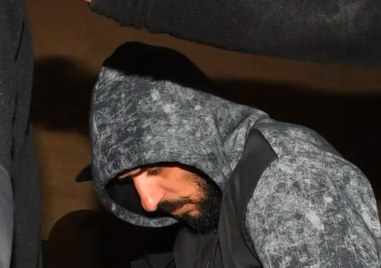 На пет години затвор беше осъден мъж който с макетен нож