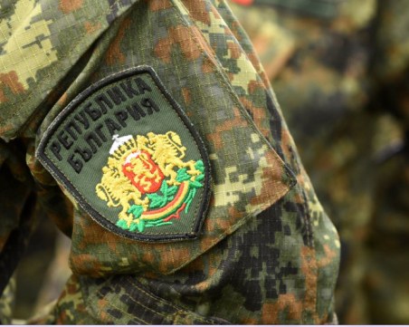 21,8 % е некомплектът от военнослужещи за 2024 г.