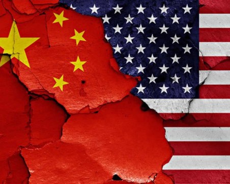 Китай отвръща на удара: Налага 34% мито върху американски стоки