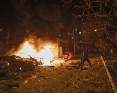 Най-малко 12 жертви при поредна руска атака срещу Украйна