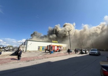 Пожар е избухнал в Пазарджик днес Сигнал е подаден около
