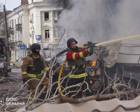 Докато празнуват Цветница: 20 души загинаха при руски ракетен удар в Украйна