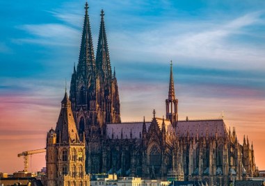 Германската полиция арестува петима французи и една белгийка опитали се