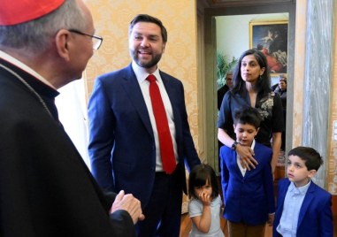 Вицепрезидентът на САЩ Джей Ди Ванс се срещна с папа