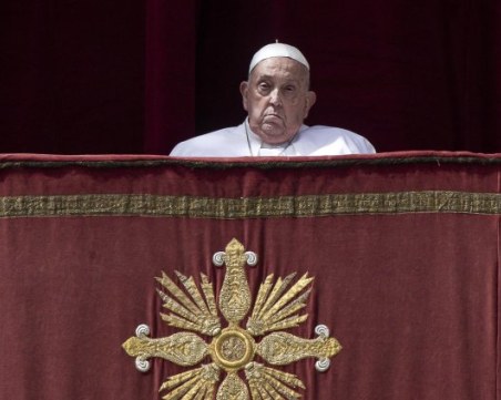 Папа Франциск: Нека Възкресение донесе дара на мира в Украйна