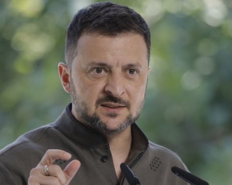 Зеленски след примирието на Путин: Руските удари продължават