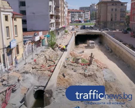 Защо не изграждат паралелно двете локални платна на бул. „Васил Априлов