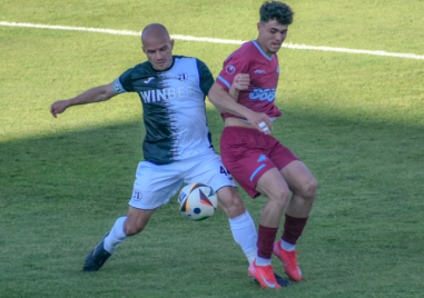 Локомотив Пловдив приема Локомотив София в железничарското дерби във втория кръг