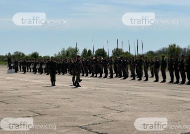 Българската армия провежда репетиции за военния парад по случай 6