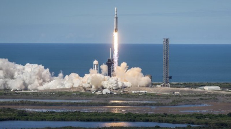 Мъск превръща космодрума SpaceX в нов град