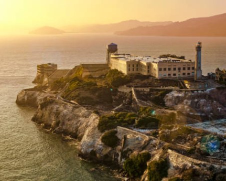 Тръмп отваря прочутия за туристи затвор 