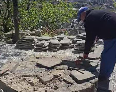 Започнаха реновирането на чешмите на Сахат тепе, до края на май ще потече вода от тях