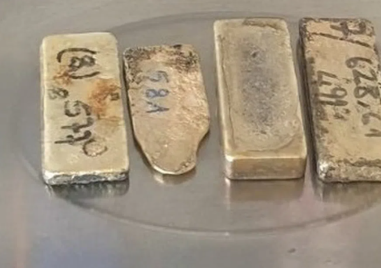Над 2 кг. златни отливки по тялото на пътничка откриха митничари на МП Лесово