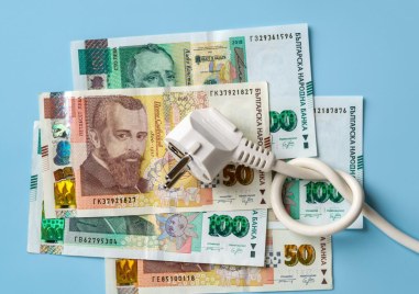 НС отлага либерализацията на тока за бита, за да се избегне рязък скок в цените