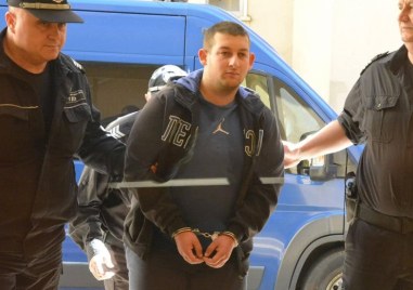 Задържаха в съдебната зала 19-годишния шофьор, пробвал да изнесе от страната 7,5 кг. марихуана