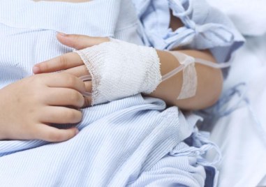7 деца от градина във Варна са в болница, пили вода с белина