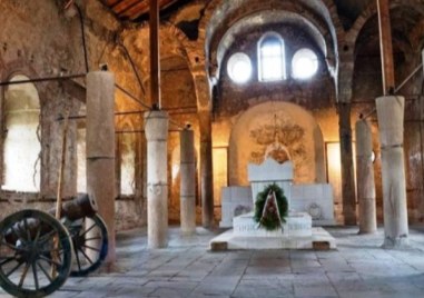 Държавният глава Румен Радев ще посети Перущица където ще участва в тържественото