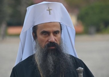 Българската православна църква празнува днес, Софийски митрополит Даниил отслужи патриаршеска литургия