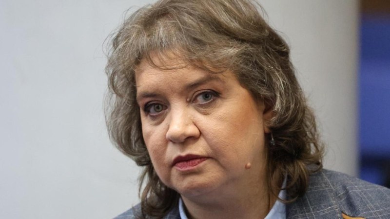 Наталия Киселова: Въпросът на Румен Радев за еврото е спорен