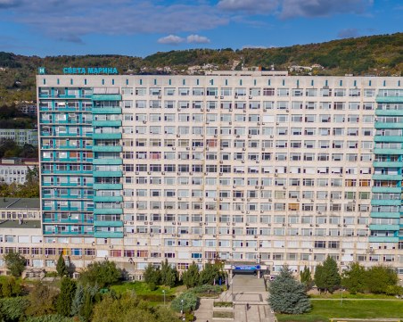 Изписаха от болницата децата, пили вода с белина във Варна