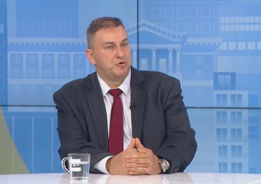 Емил Радев за референдума за еврото: Решението е закъсняло