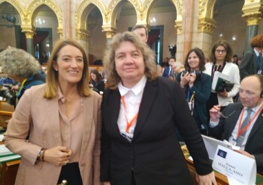 Председателят на Народното събрание Наталия Киселова се срещна с председателя