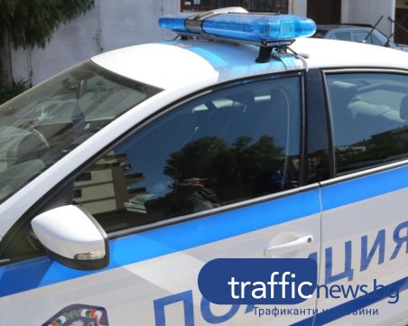 Непълнолетен потроши мерцедес с тръба край Велинград