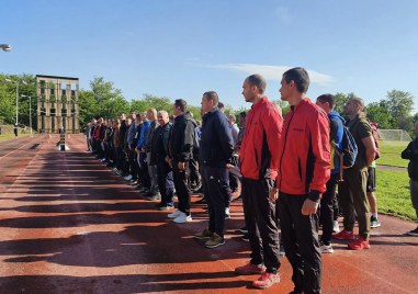 Спортно зрелище: Най-добрите пловдивски пожарникари мерят сили в няколко категории