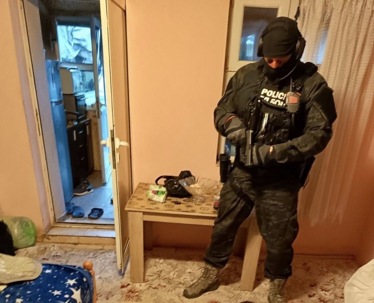 ГДБОП разби група чужденци, осъществявала отвличане с цел откуп на незаконни мигранти