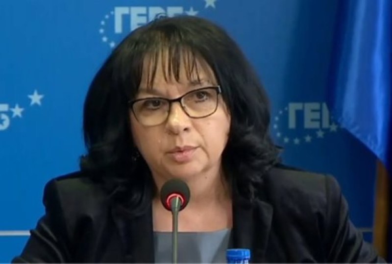 Петкова: Ако Терзиев иска, може да вдигне заплатите на работещите в градския транспорт