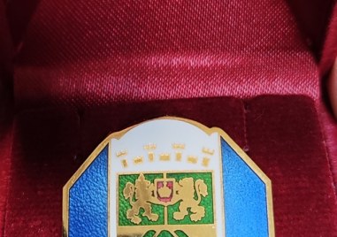 Млади пловдивски таланти отличени с „Почетна значка на град Пловдив
