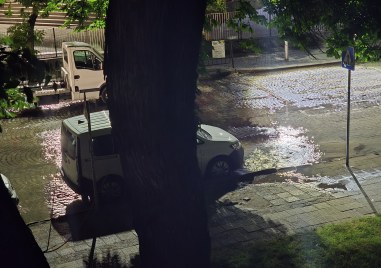 Голяма ВиК авария остави част от центъра на Пловдив без вода