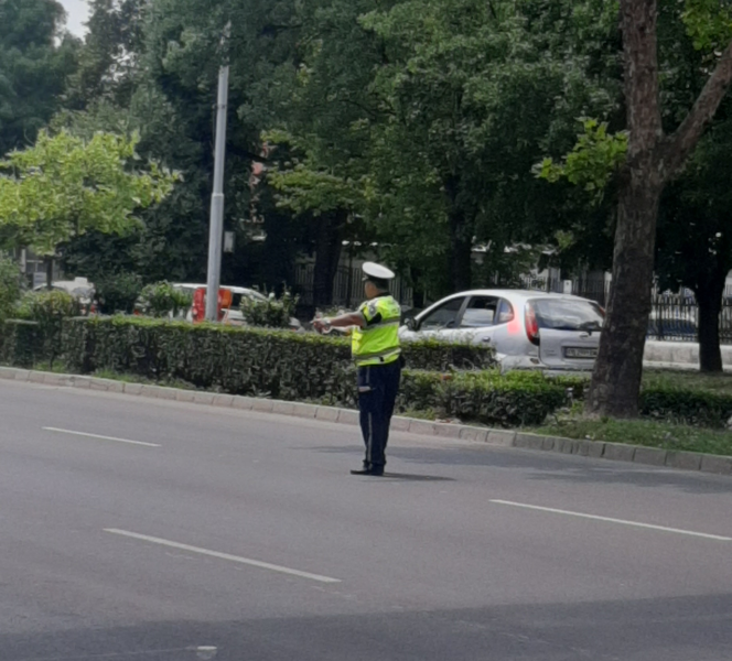 Ограничават движението на коли в