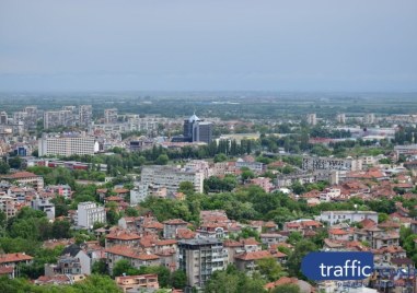 Жълт код за силен вятър в Пловдив! През деня - предимно слънчево и с температури до 20 градуса