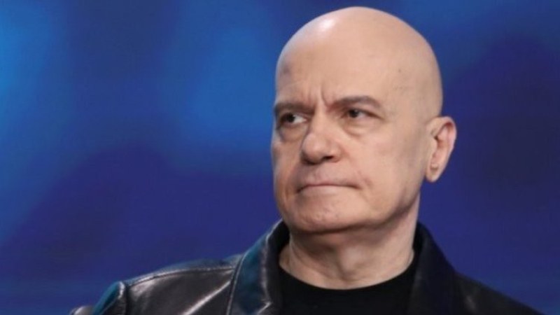 Слави Трифонов: Никакви музикални състави в националното радио няма да бъдат съкращавани