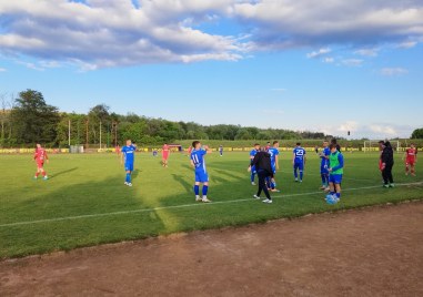 Марица с победа като гост в Казанлък