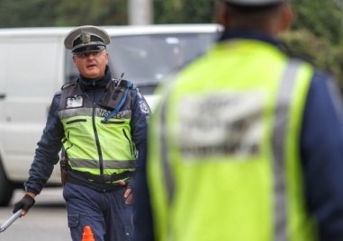 Четирима водачи са задържани в полицейските управления на Пещера и Пазарджик