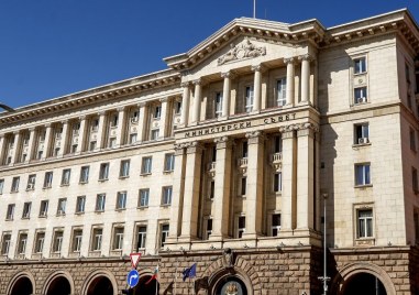 Държавата осигурява допълнителни 15 млн. лв. за столичния градски транспорт