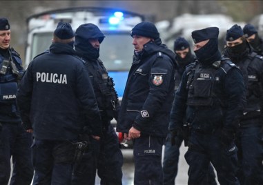 Полските власти повдигнаха обвинение на мъж за предполагаем заговор за убийството на Зеленски