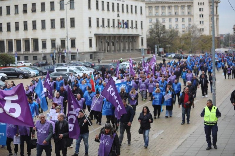 КНСБ: Ще се преговаря за подобряване на условията на труд, работно време, почивки и отпуски