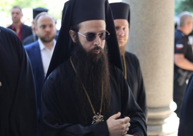 На 21 май православната църква почита паметта на светите равноапостолни