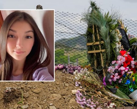 Погребаха убитата в Хасково Магдалена в черен ковчег