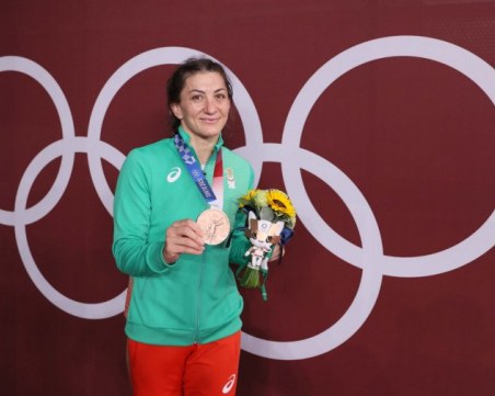 Бронзовата медалистка от Олимпиадата Евелина Николова сложи край на спортната си кариера