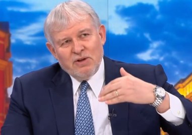 Румен Христов: Промяната на позицията на Радев за еврото е заявка за нов политически субект