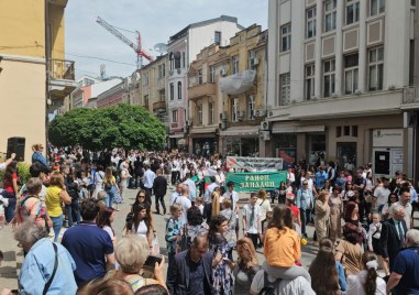 Еуфория и гордост царяха сред пловдивските ученици които с гордо