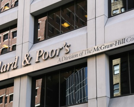 Standard & Poor's потвърди кредитния рейтинг на България и положителната перспектива
