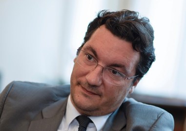 Зарков: Не мисля, че президентът нарочно закрепи тази власт, но това направи на практика